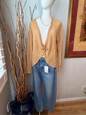 110~NWT Sage The Label Twist-Front Sweater Cardigan lightweight Knit - Gold M, L